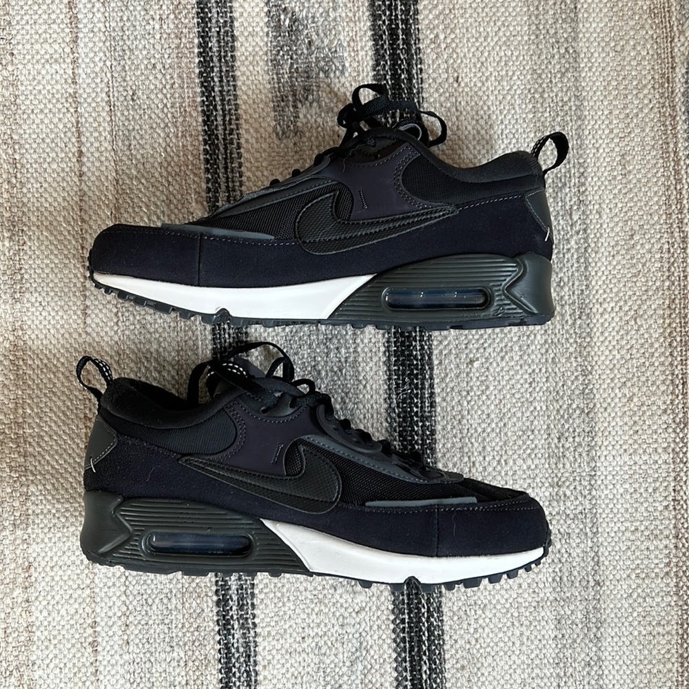 Nike Air Max Futura, Black, size 8.5, original box included